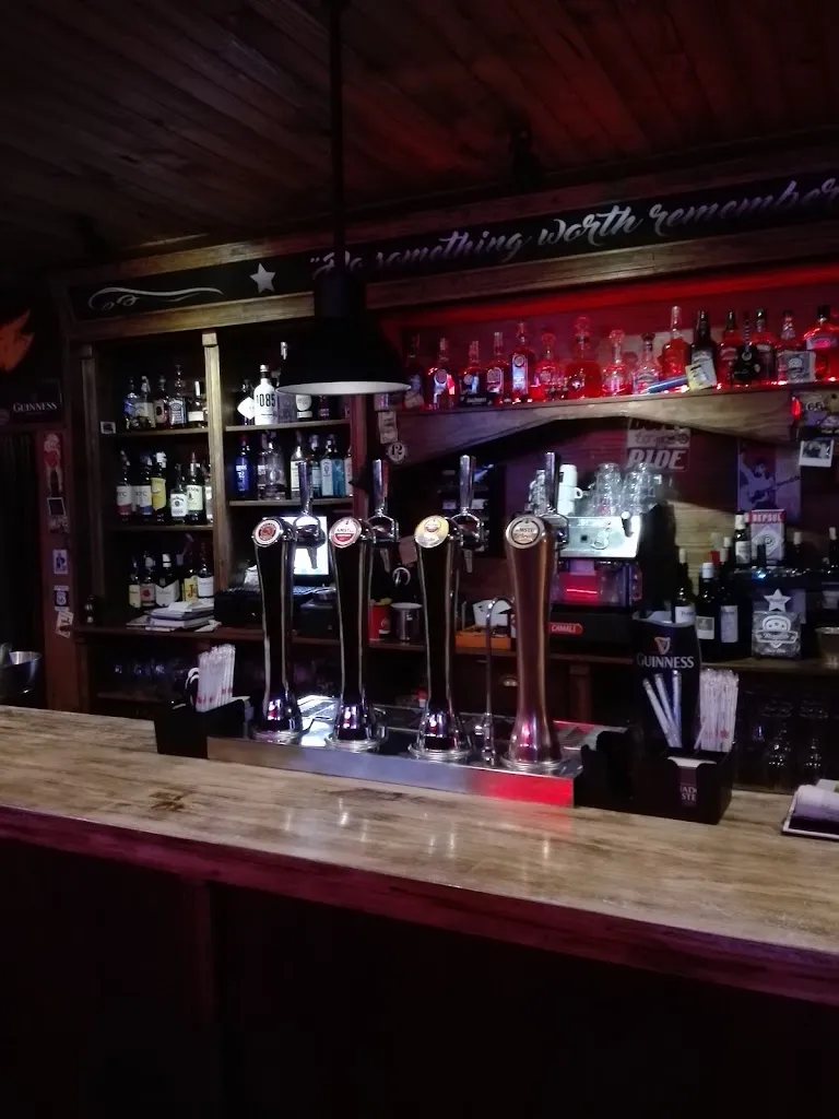 Cerveceria Memphis restaurant in Villaluenga de la Sagra