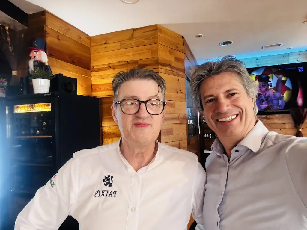 Antonio Sarabia_Patxis_Villacañas_review