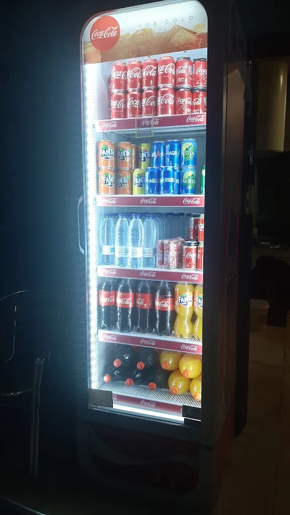 CHAUDHARY KHAQAN AZIZ_HM DONER KEBAB & PIZZIRA. Villacañas, Av Madridejos._Villacañas_review