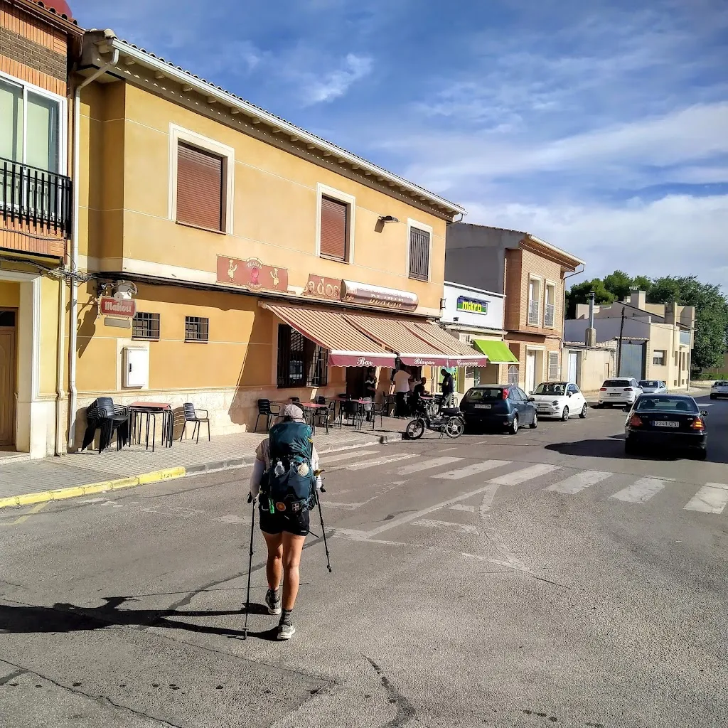 Hamish John Appleby_Cervecería-Cafetería-Asador De Pollos Blayan_Villacañas_review