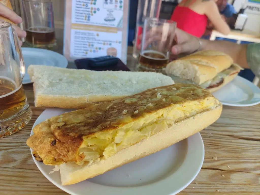 EMPRESAS Y RINCONES DE ESPAÑA_Bar Pretiles_Villanueva de Alcardete_review