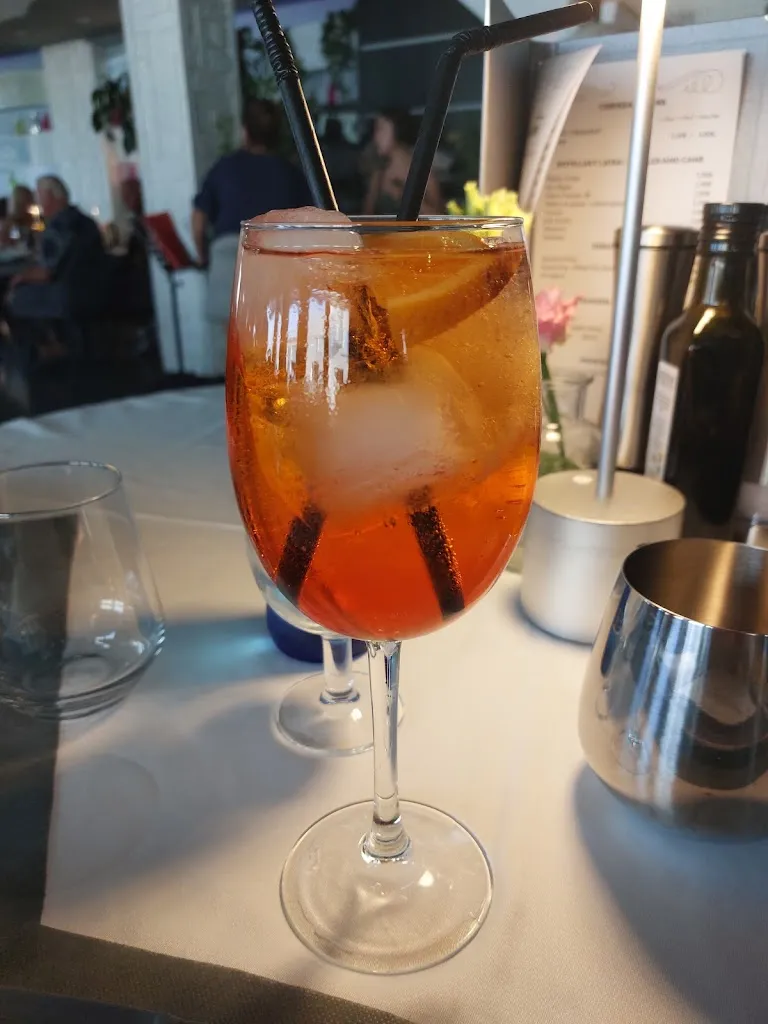 christine logan_Sensations Restaurant & Music Bar_Mojacar_review