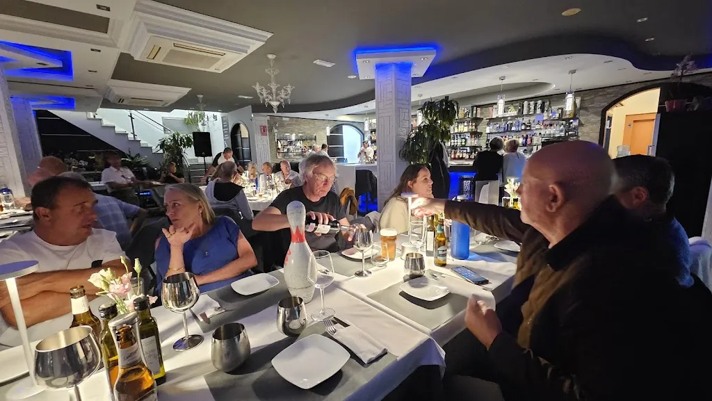 Jay Cathcart_Sensations Restaurant & Music Bar_Mojacar_review