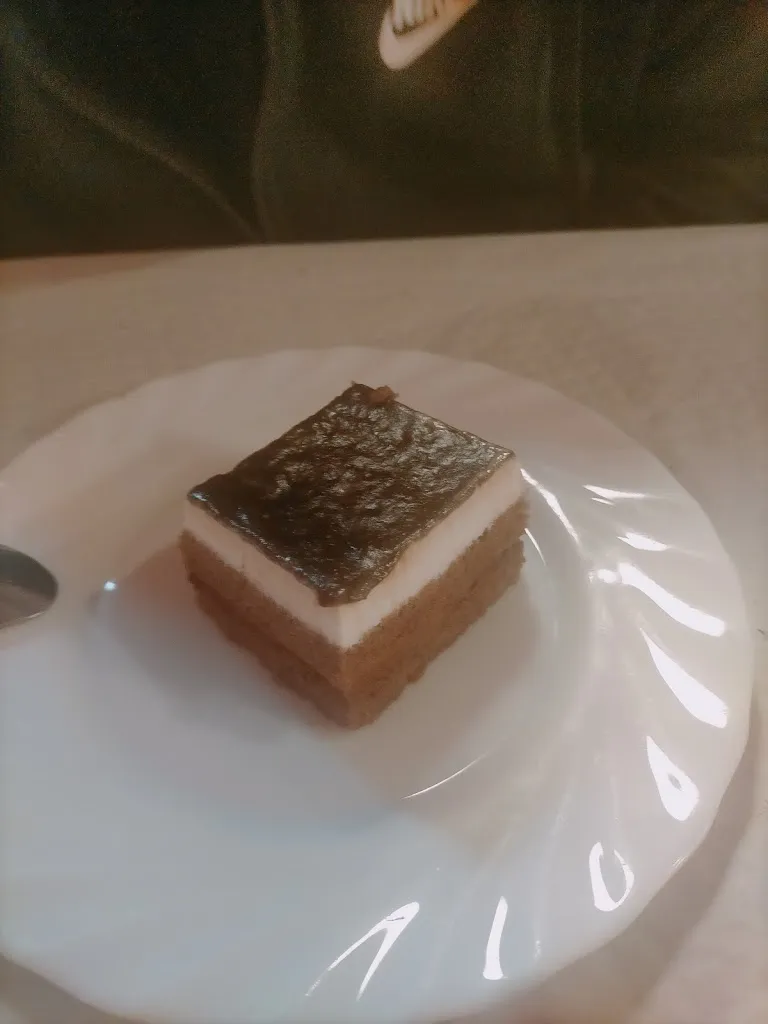 Daniel Tamas Escobar_Restaurante El Torneo_Villarrubia de Santiago_review