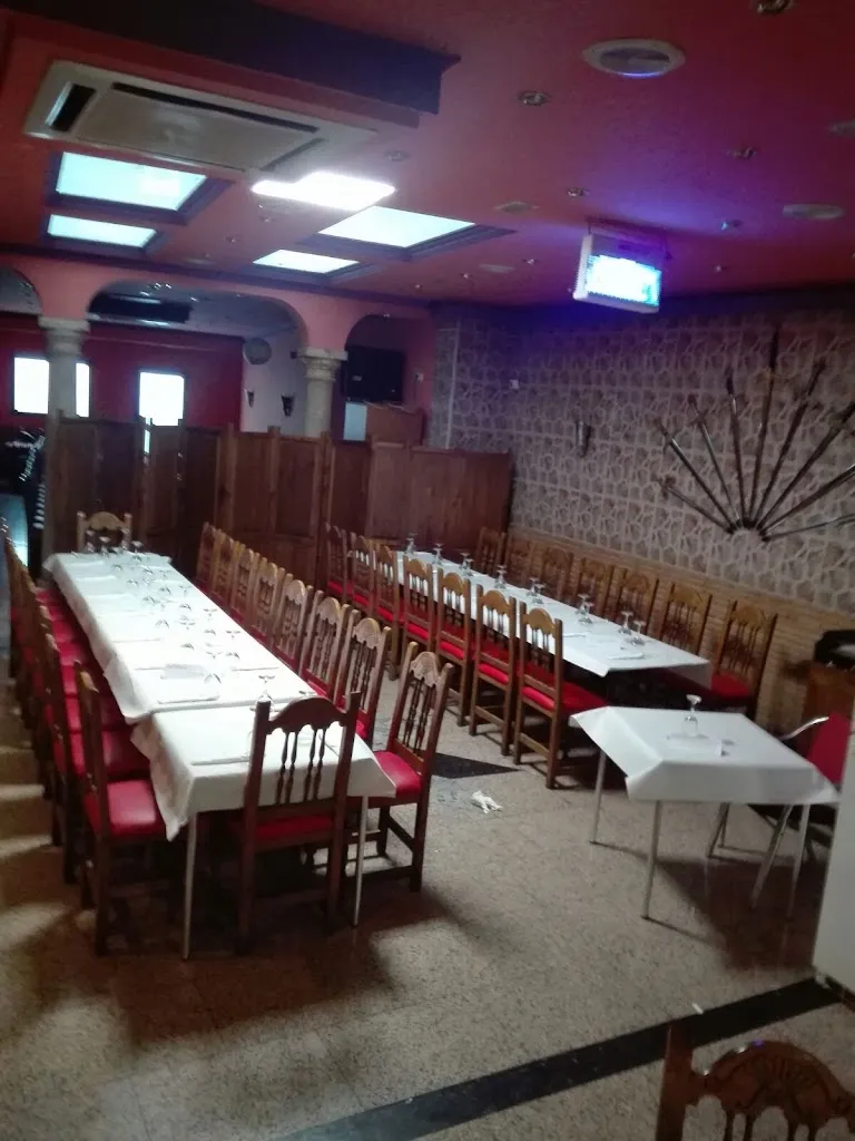 Restaurante El Torneo restaurant in Villarrubia de Santiago