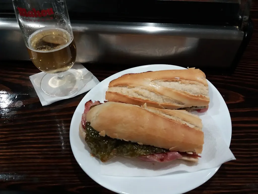 Bar Fabri restaurant in Villarrubia de Santiago