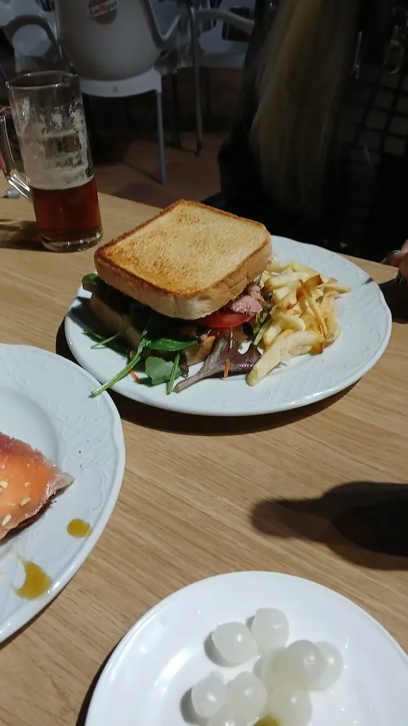 Bar Los Claves_Villarrubia de Santiago_slider_image_3