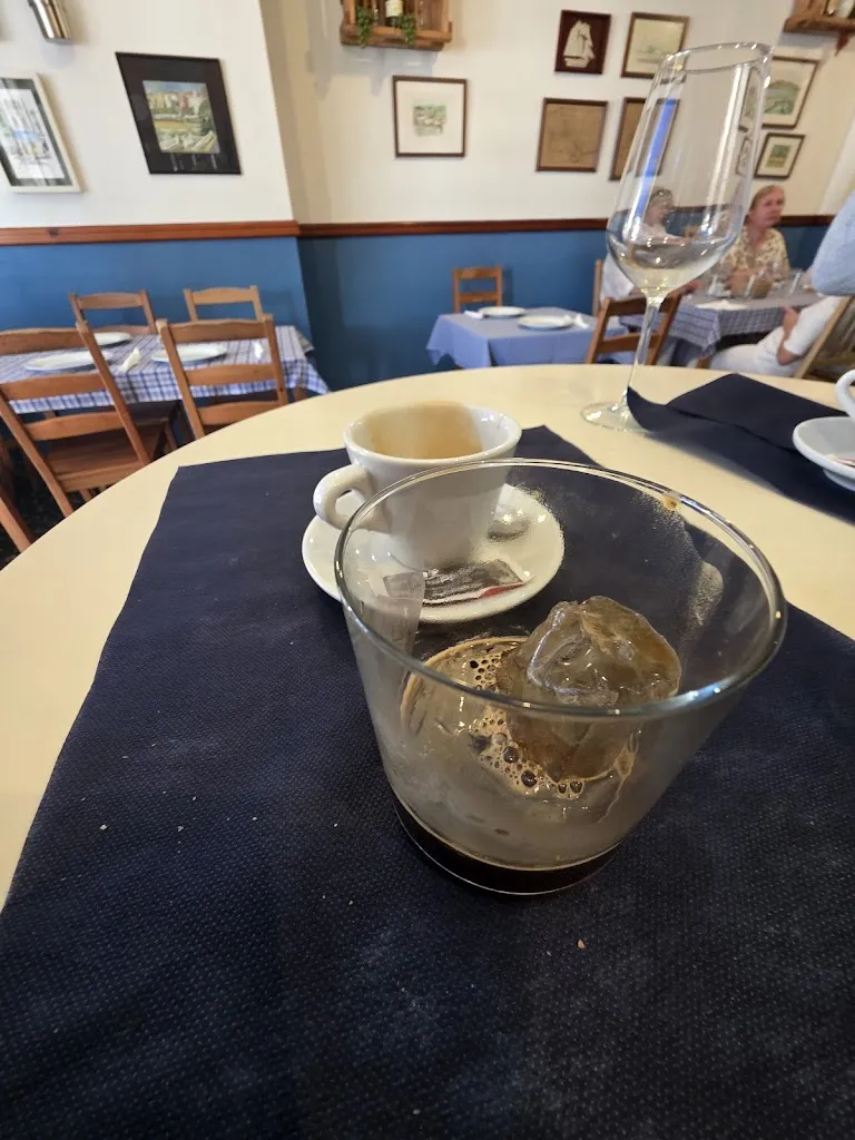 EMILY JANE_Taberna Praza do Peixe_Cedeira_review