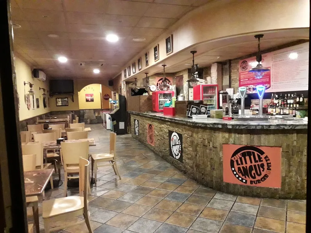 Restaurante THE LITTLE ANGUS TORRIJOS_Torrijos_slider_image_1