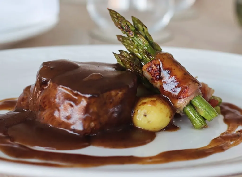 Verde Esmeralda restaurante_Torrijos_slider_image_3