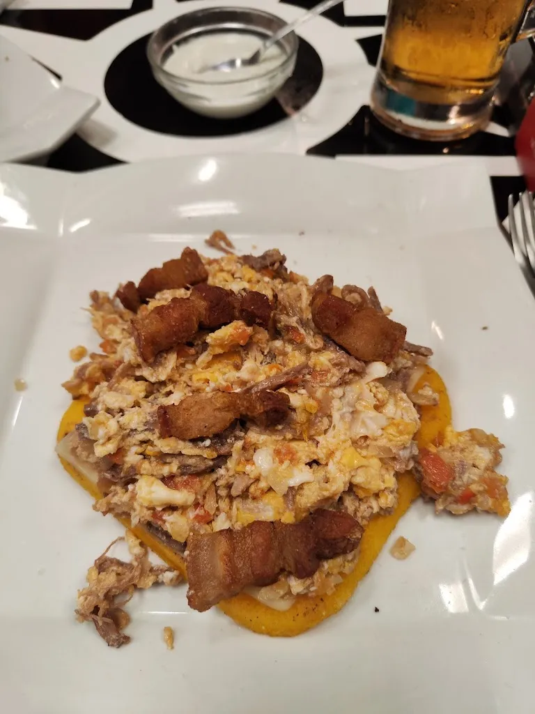 Cervecería Nómada Restaurant in Torrijos