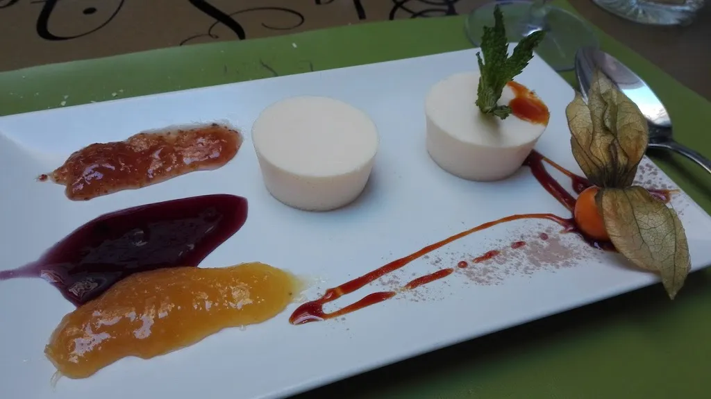 La Suite Gastro Bar_Torrijos_slider_image_2