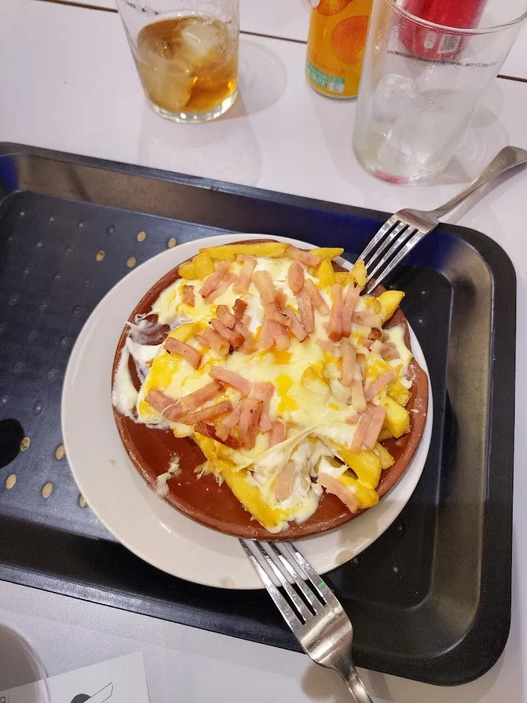 andrea rioja_Worthy Burger_Torrijos_review