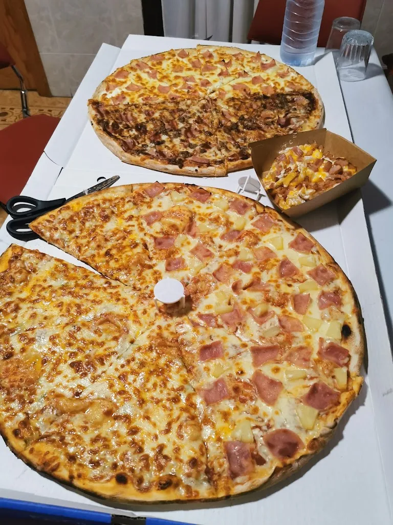 Worthy Burger_Torrijos_slider_image_3