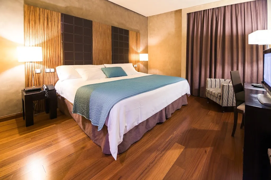 Hotel La Salve_Torrijos_slider_image_3