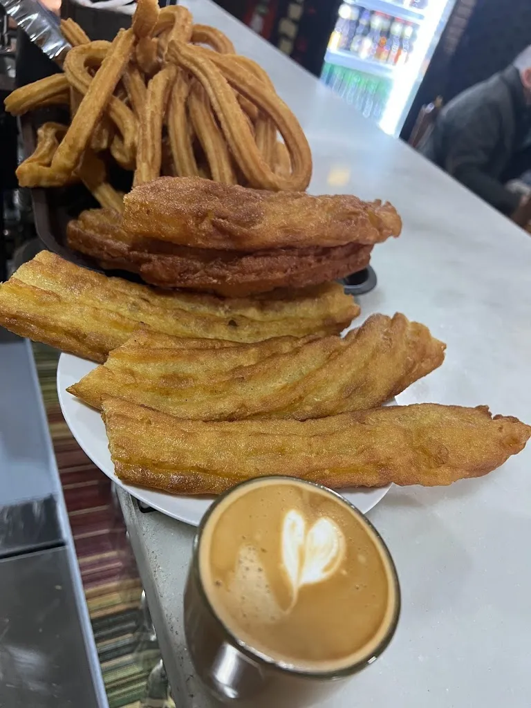 Café&Bar Refugio_Torrijos_slider_image_3