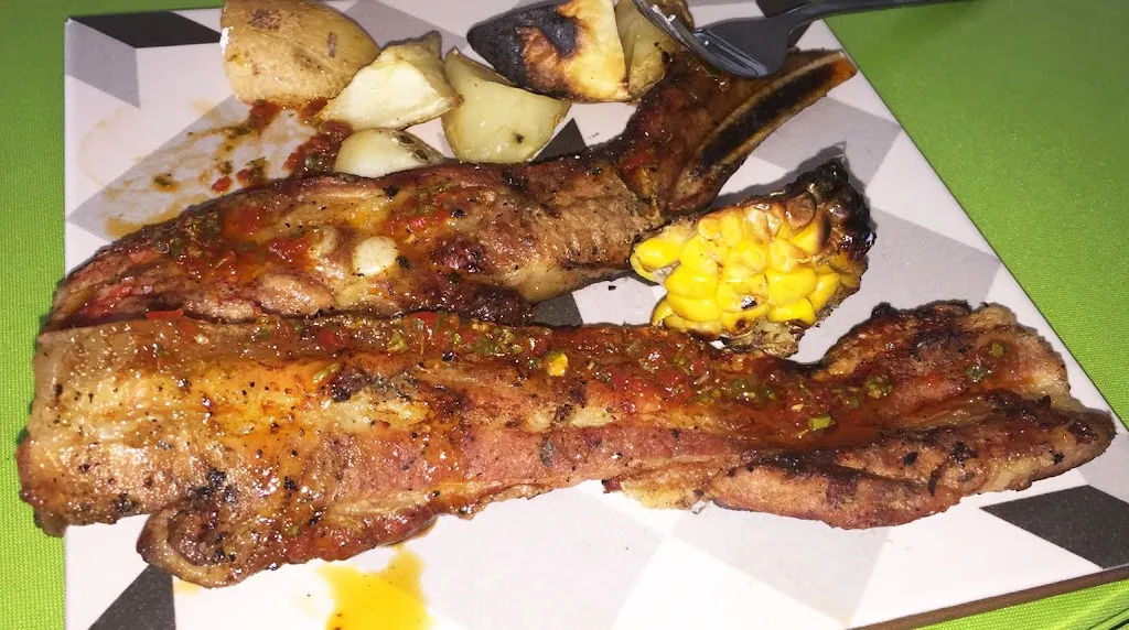 Bar Restaurante Las Piscinas_Somontín_slider_image_2