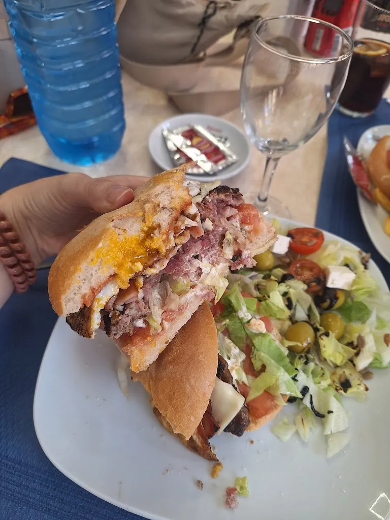 Maite Presencia_Bar La Cabaña_Ademuz_review