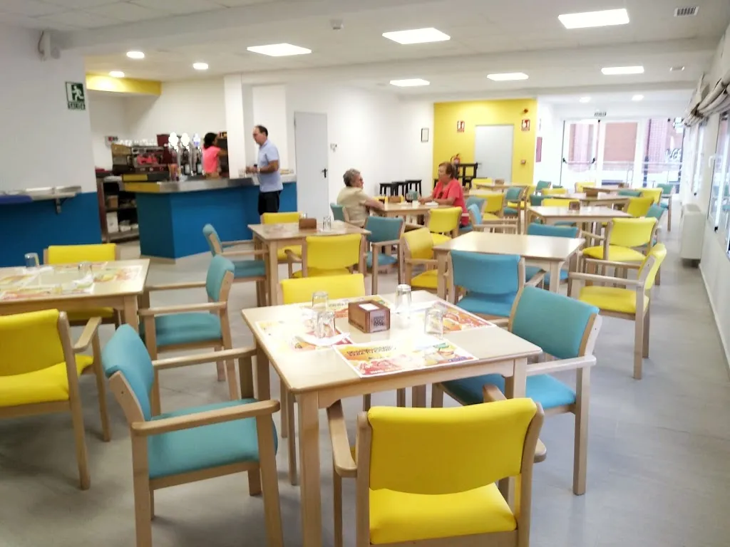 El Hogar Cafetería y Centro de Día_Yeles_slider_image_1
