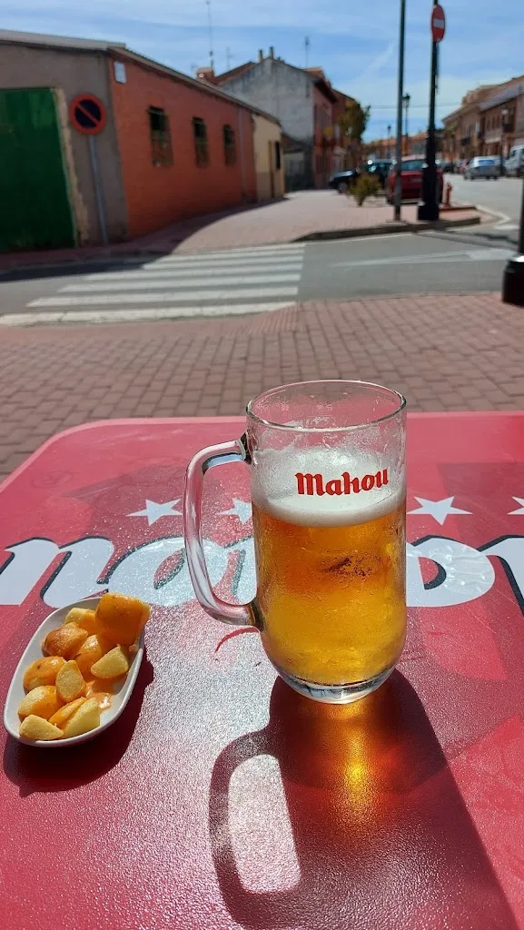 Ruben orozco_Bar la Plaza_Yeles_review