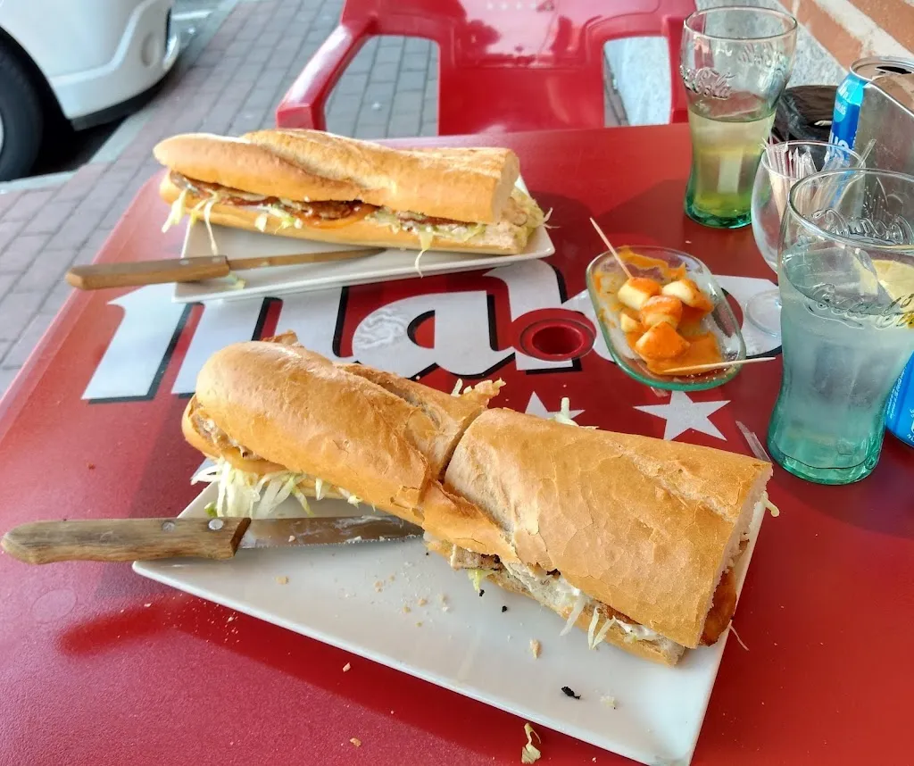 Bar la Plaza_Yeles_slider_image_2