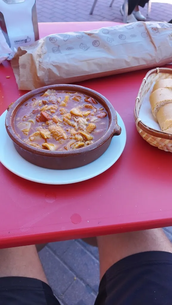 Bar la Plaza_Yeles_slider_image_3