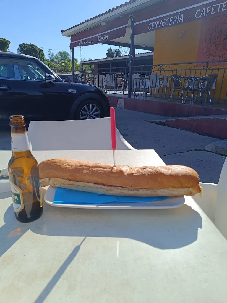 Alberto_The Original Düsseldorf_Yeles_recensione