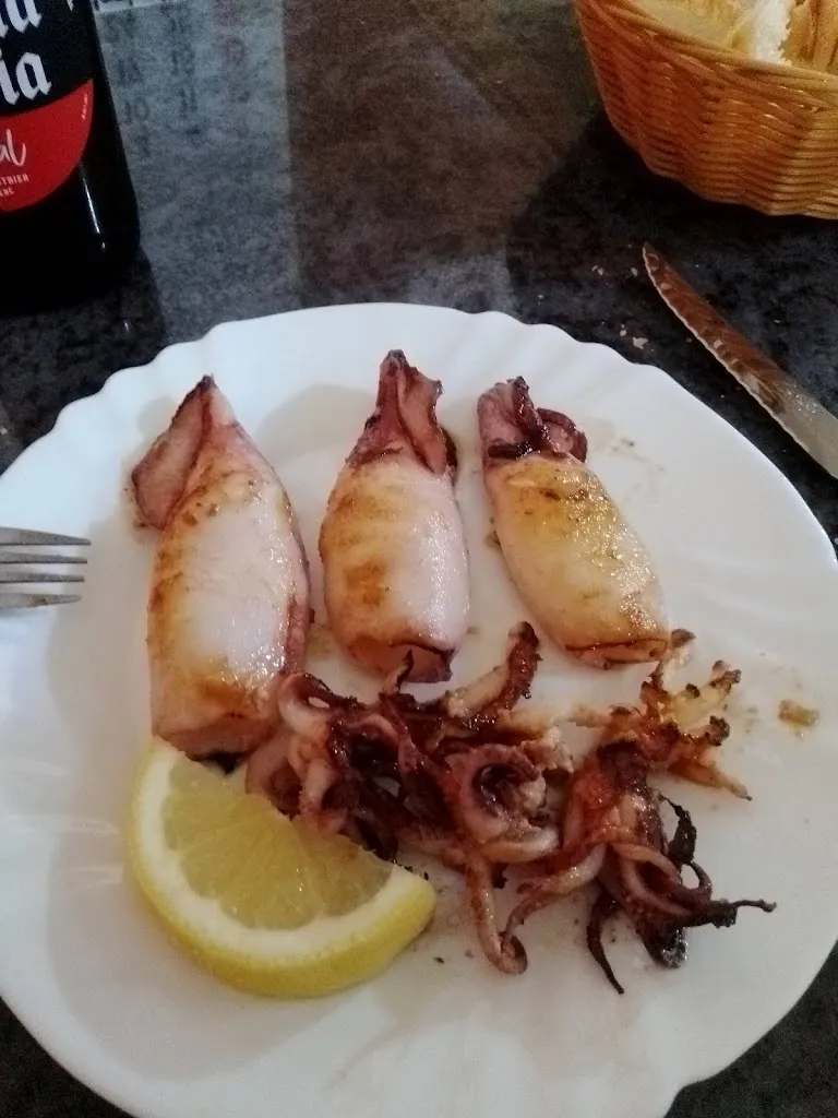 Menu_Café Bar La Parrilla_Sierro_image_1