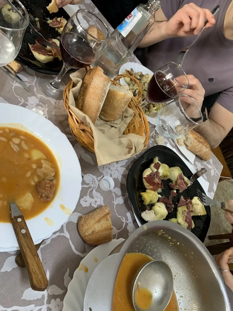 Zuri_Bar Sol_Yepes_review