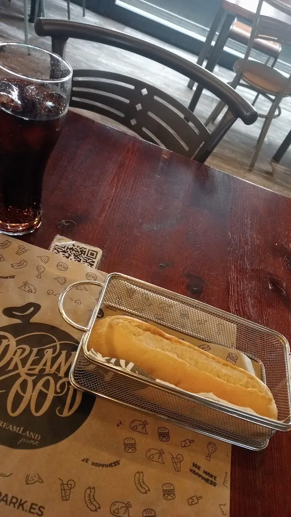 Menu_DREAM FOOD RESTAURANTE_Yuncler_image_2