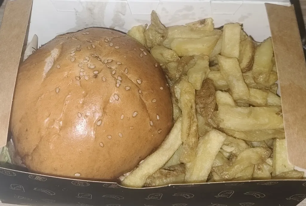 DREAM FOOD RESTAURANTE_Yuncler_slider_image_2