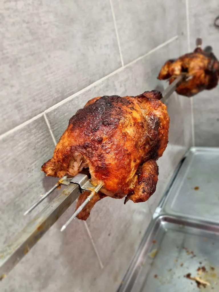 Menu_Churrería y Asador de pollos Yuncler_Yuncler_image_6