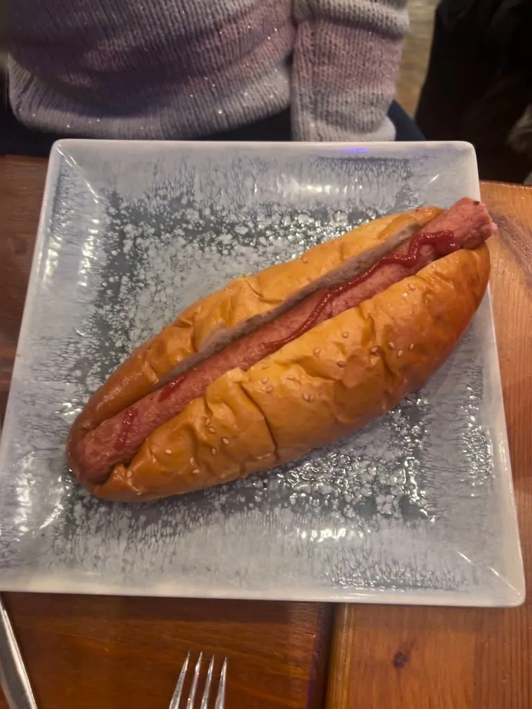 J.Aventurero_Dreamland Park_Yuncler_review