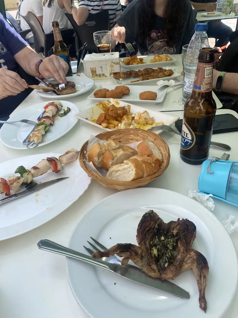 José Manuel Sánchez Martínez_Cerveceria LA BELLOTA_Yuncler_review