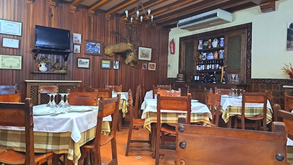 Hostal Restaurante Casa Apelio_Yébenes Los_slider_image_3