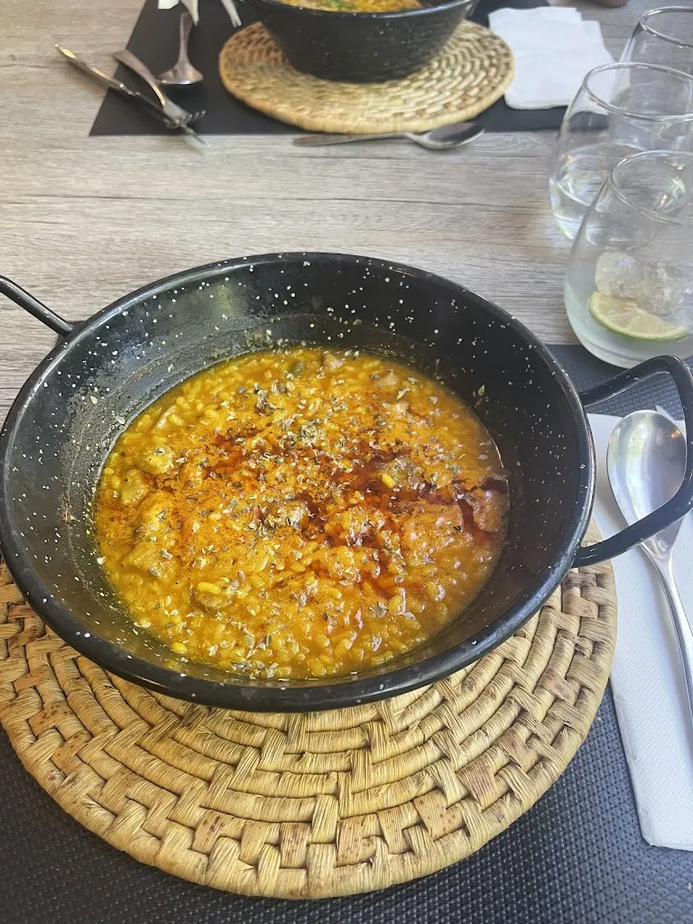 Font Jordana_Agullent_slider_image_3