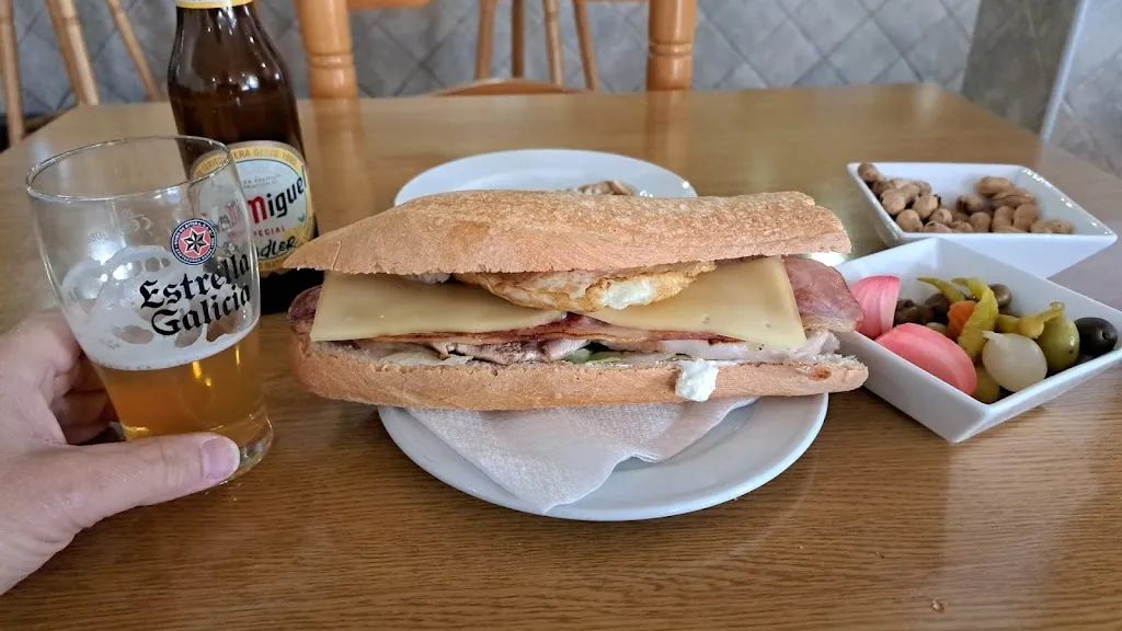 Bar El Roglet_Agullent_slider_image_3