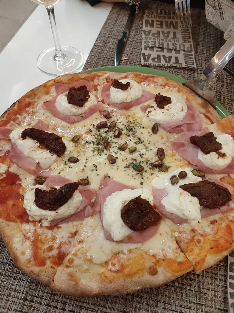 Menu_MANHATTAN ATZENETA_Adzaneta_image_6