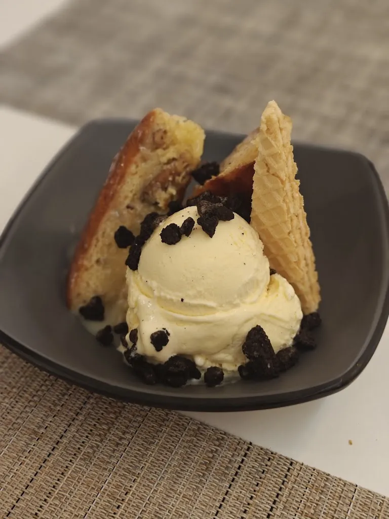 vicente_MANHATTAN ATZENETA_Adzaneta_review