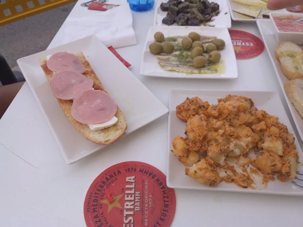 Menu_Cafeteria L'encontre_Aielo de Malferit_image_3