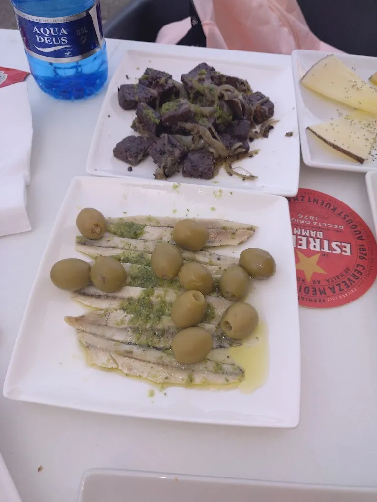 Cafeteria L'encontre_Aielo de Malferit_slider_image_3