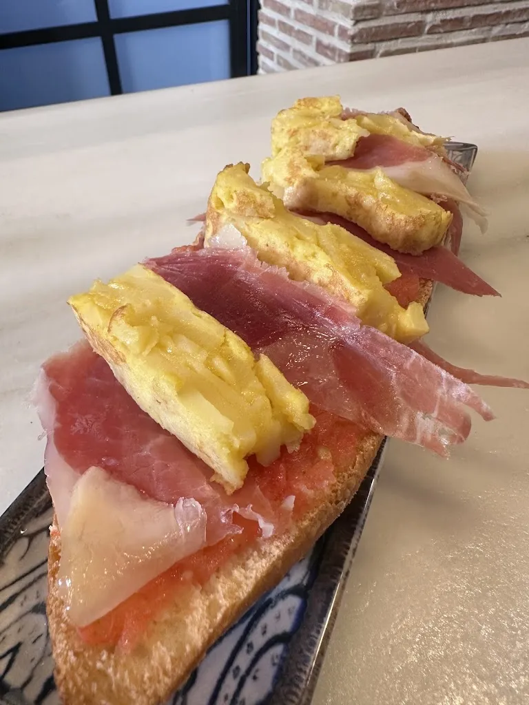 Adrian Rubio_Patio de Alba_Sorbas_review