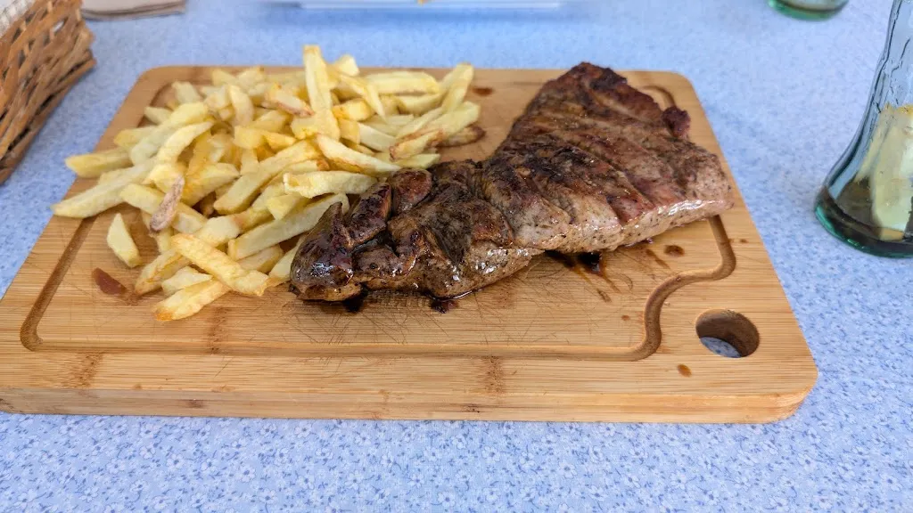 Taberna Mar y Tierra_Cedeira_slider_image_3