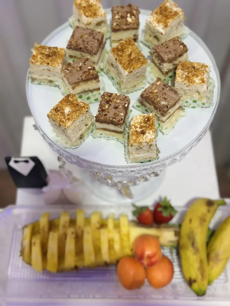 Restaurante Rumano Casa Blanca_Alaquàs_slider_image_3