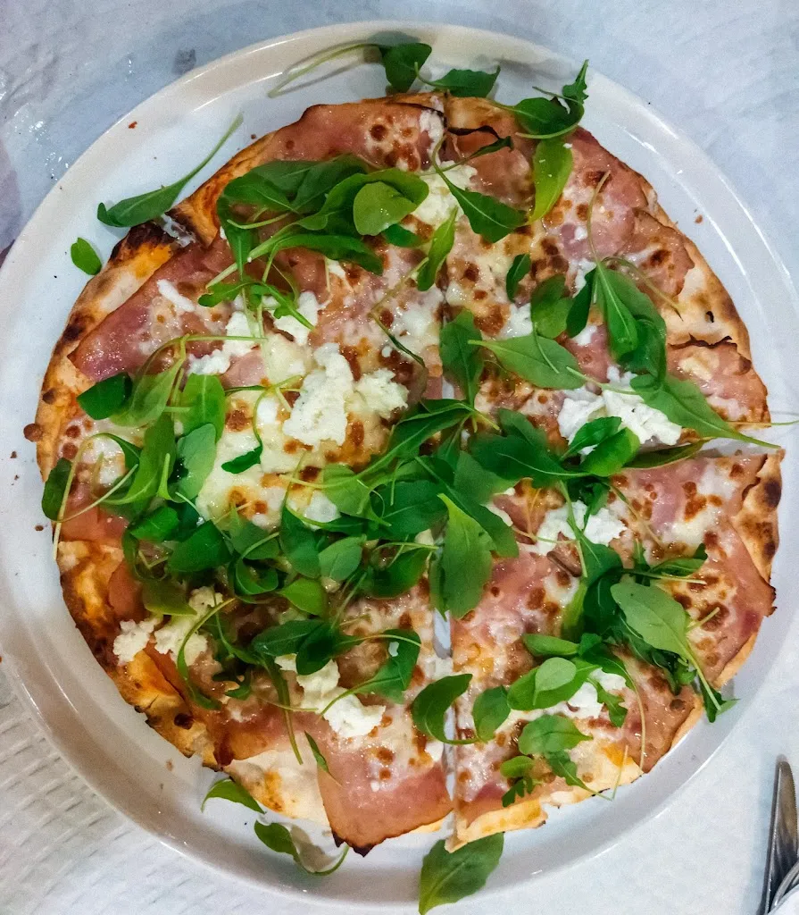 beqa morningstar_Napoli Italia_Alaquàs_review