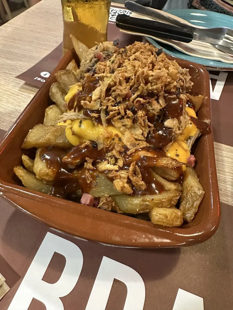 Iván Sánchez Picazo_Branques Bar_Alaquàs_review