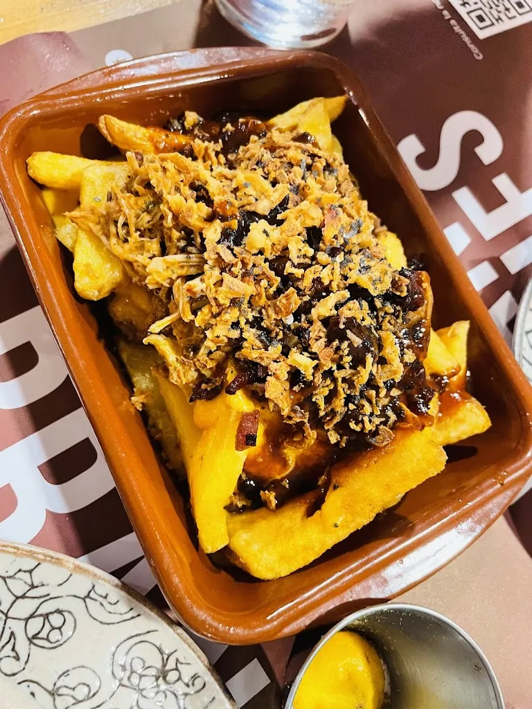 Maireny Cruz_Branques Bar_Alaquàs_review