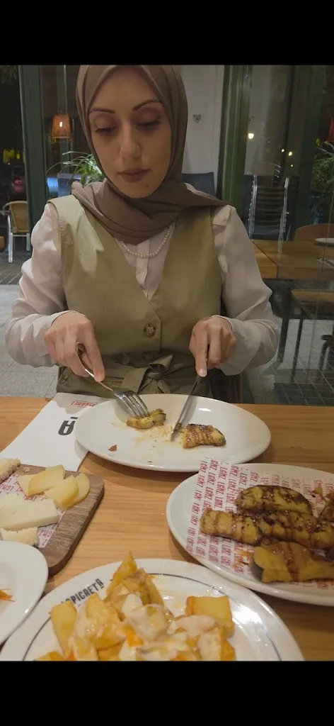 Adraa Ayoub_Bar La Picaeta, Tarongers_Albalat dels Tarongers_review