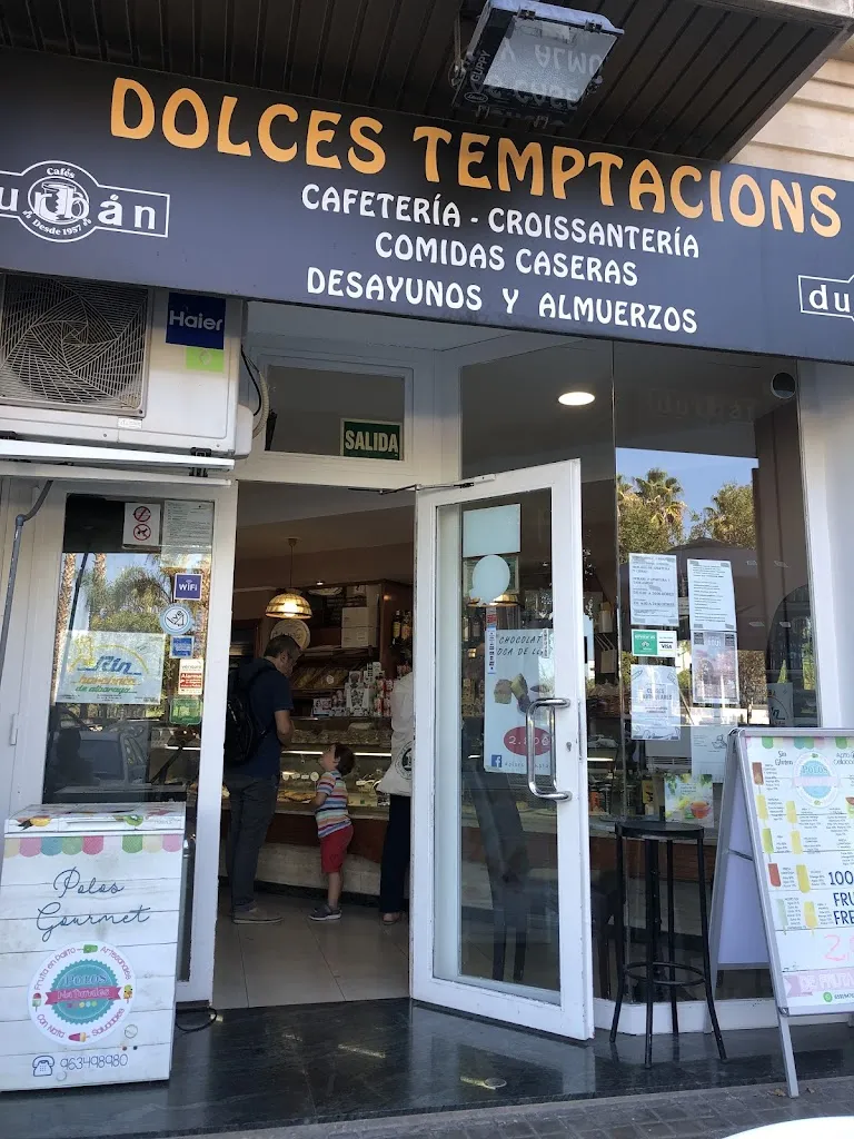 Dolces Temptacions restaurant in Albalat dels Tarongers