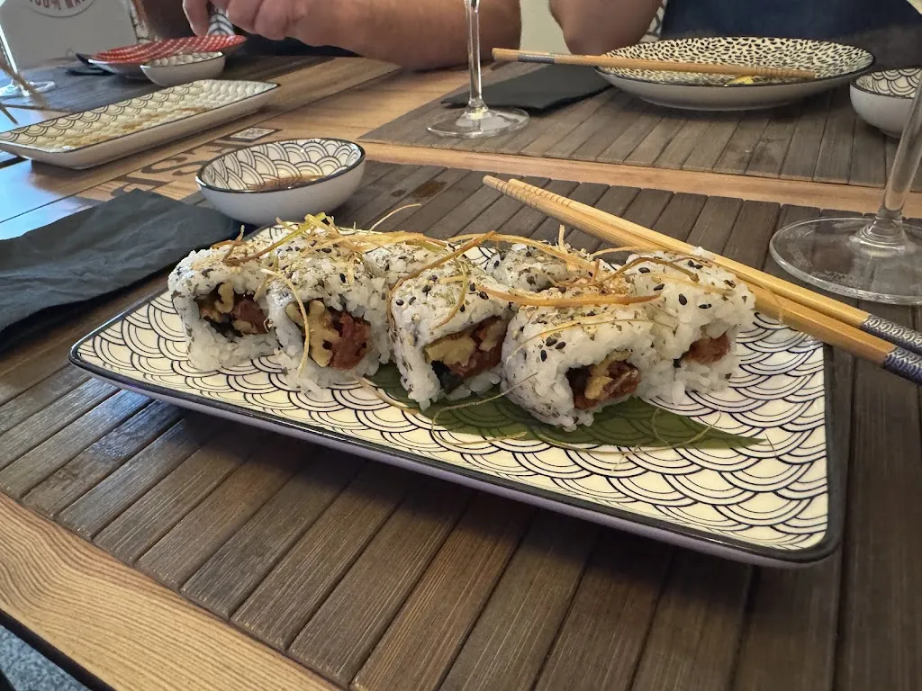 Emily Ness_SUSHI BAR BLUES_Olula del Río_recensione